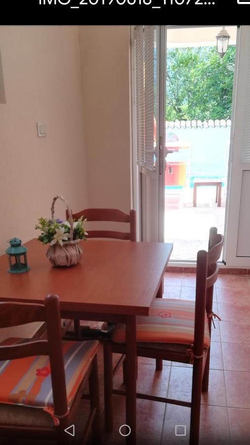Apartmani Mihailovic ブドヴァ 部屋 写真