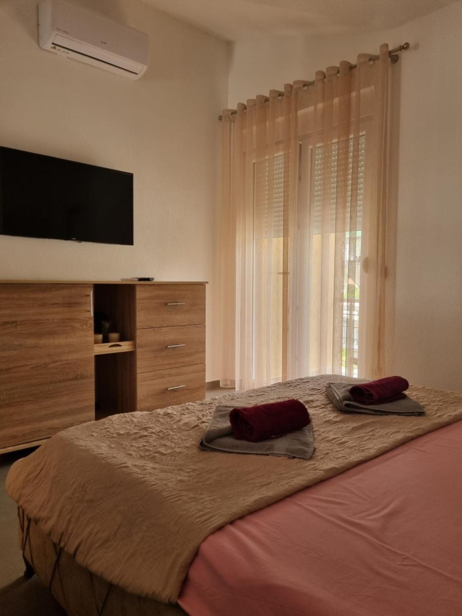 Apartmani Mihailovic ブドヴァ エクステリア 写真