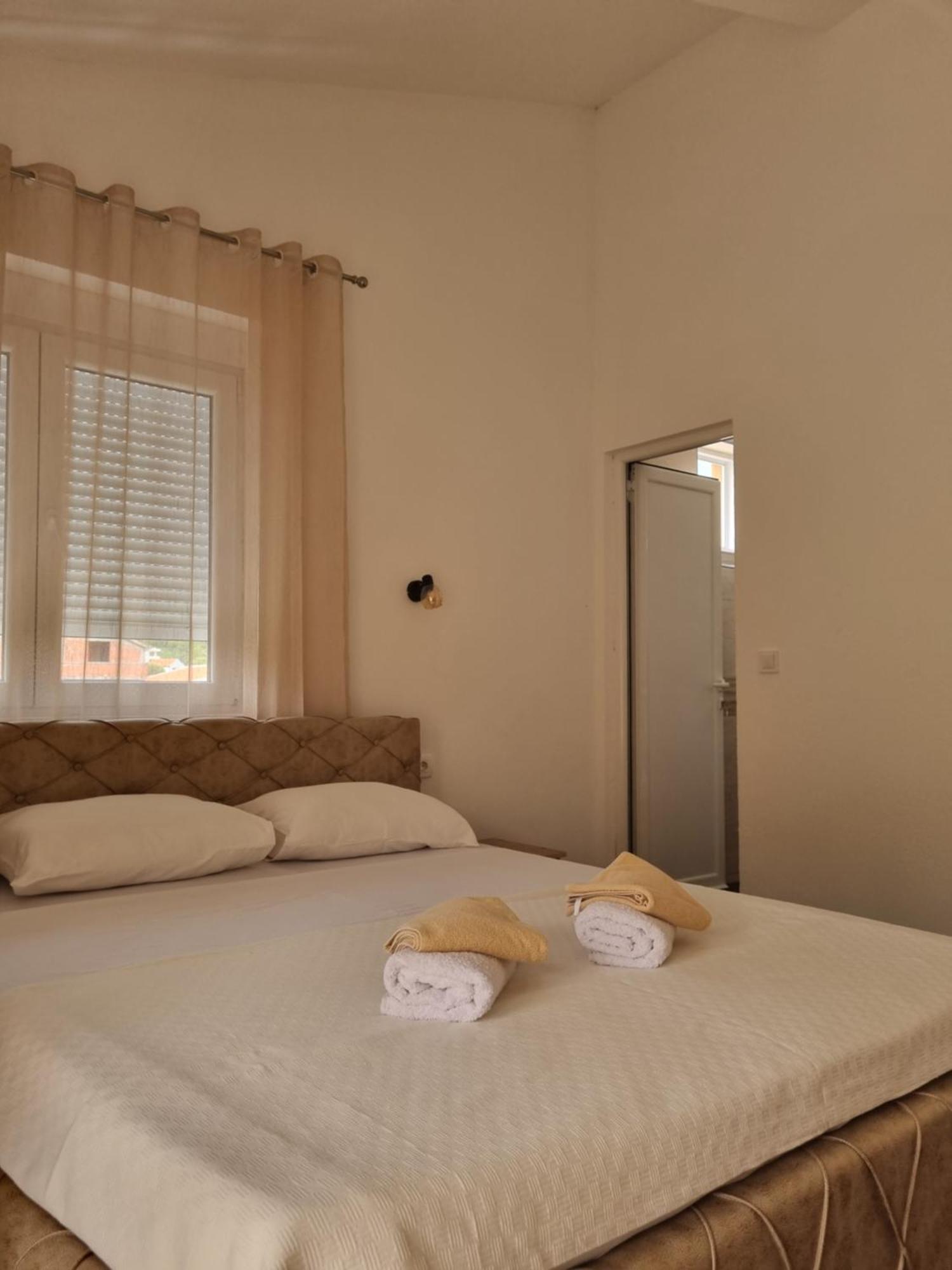 Apartmani Mihailovic ブドヴァ エクステリア 写真