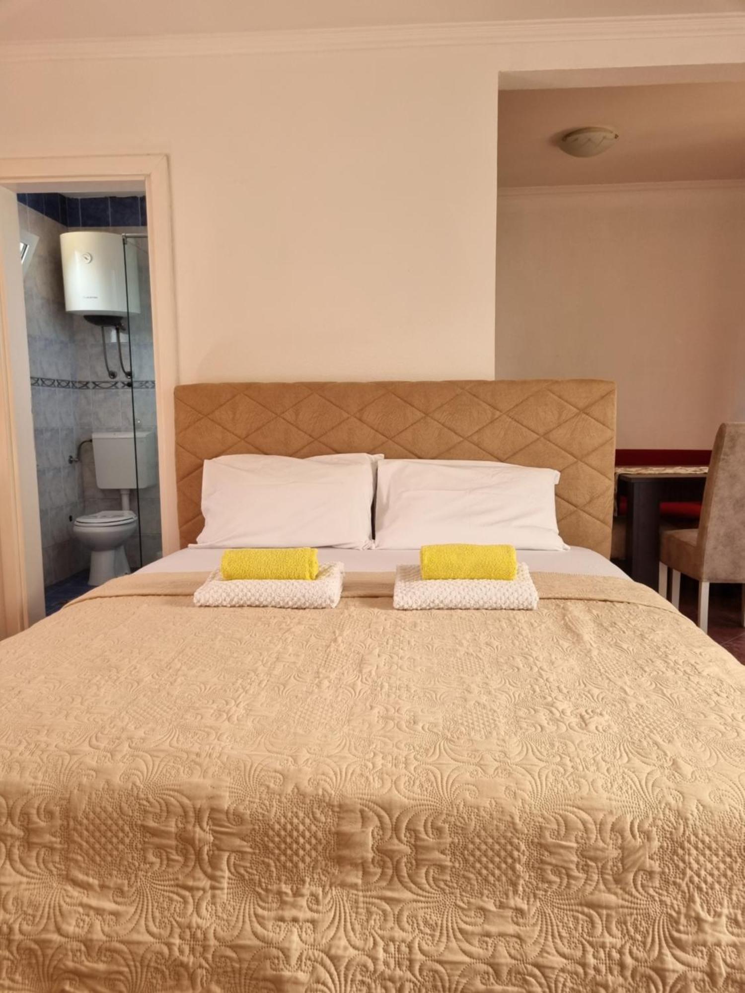 Apartmani Mihailovic ブドヴァ エクステリア 写真