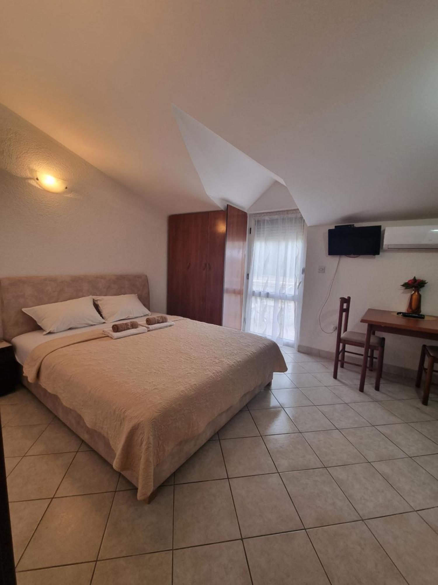 Apartmani Mihailovic ブドヴァ 部屋 写真