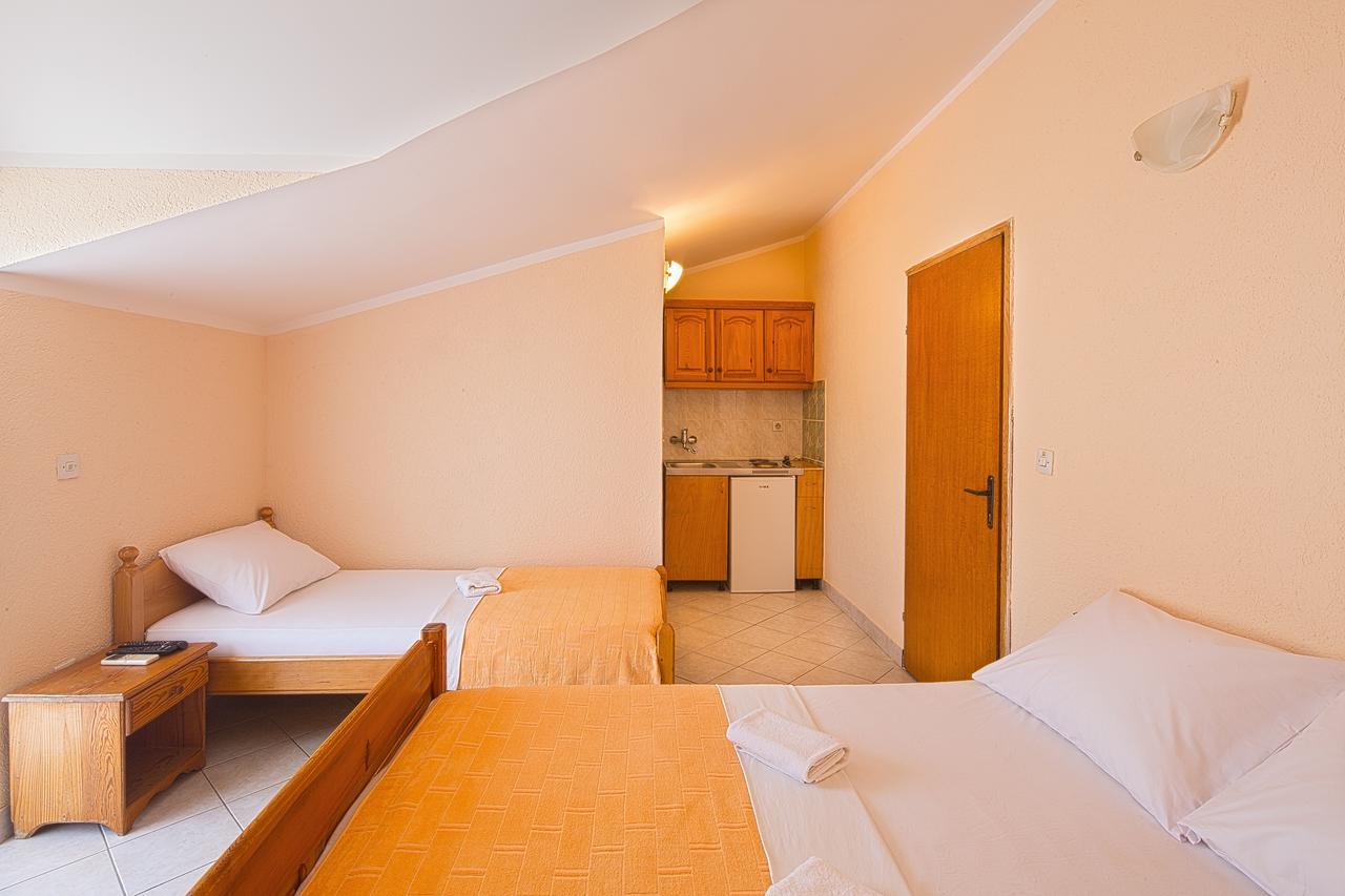 Apartmani Mihailovic ブドヴァ エクステリア 写真