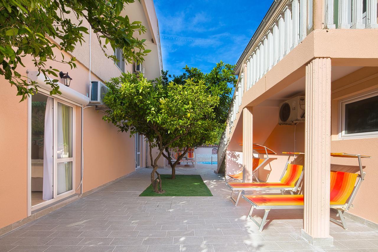 Apartmani Mihailovic ブドヴァ エクステリア 写真