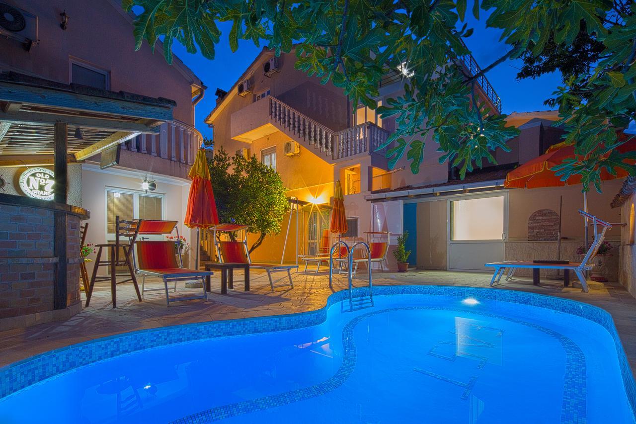 Apartmani Mihailovic ブドヴァ エクステリア 写真