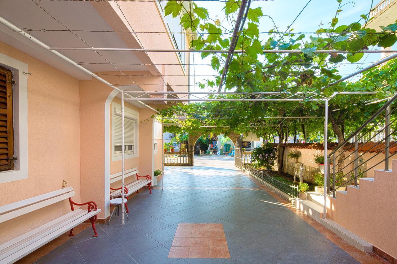 Apartmani Mihailovic ブドヴァ エクステリア 写真