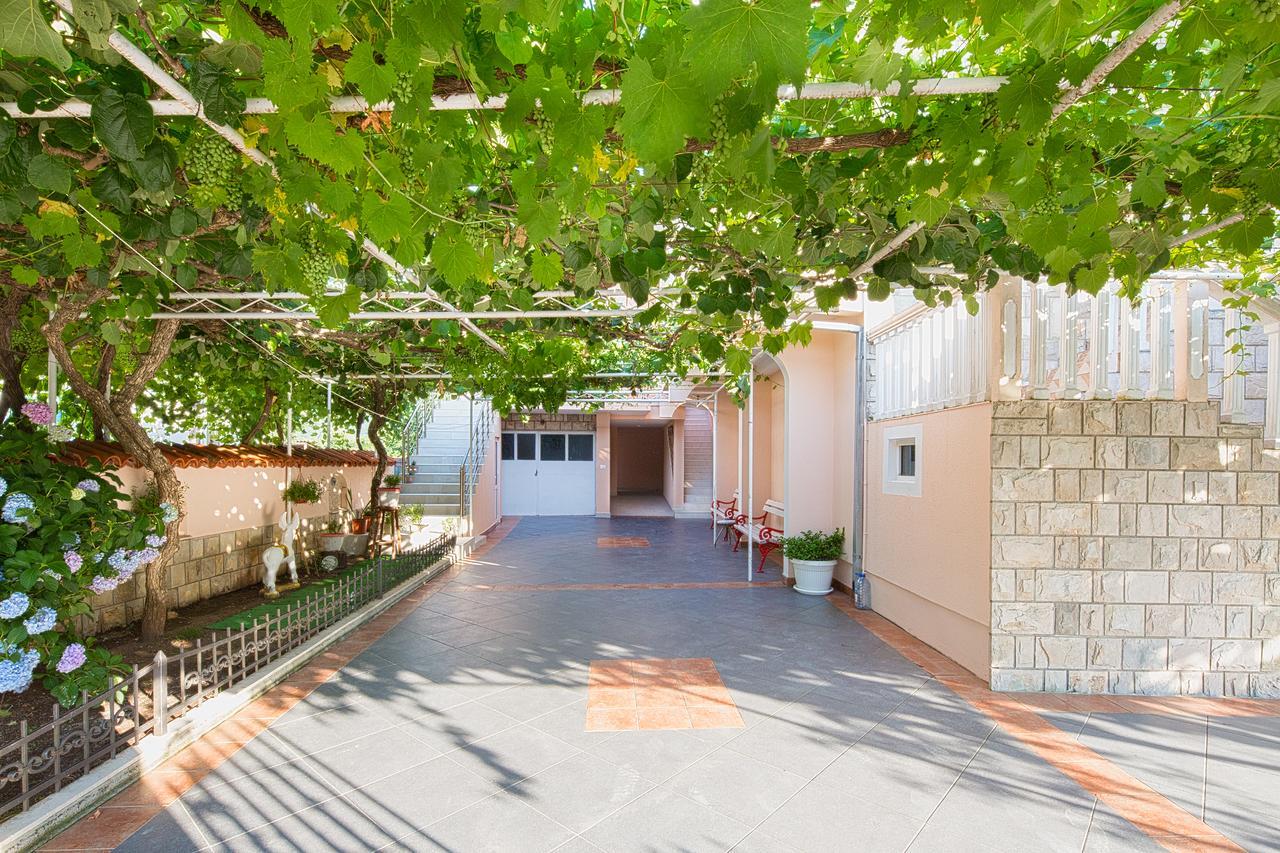 Apartmani Mihailovic ブドヴァ エクステリア 写真